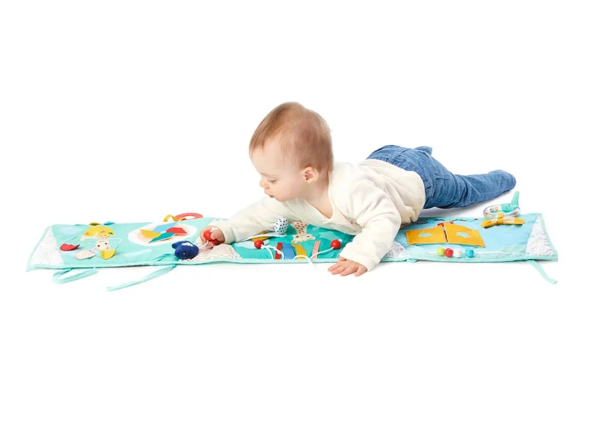 Sophie la Girafe Evolutive Activity Board Laid Flat