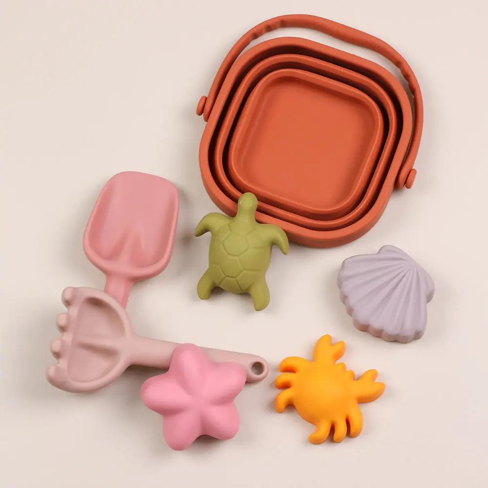 Foldable silicone bucket for kids, perfect for beach trips and outdoor play