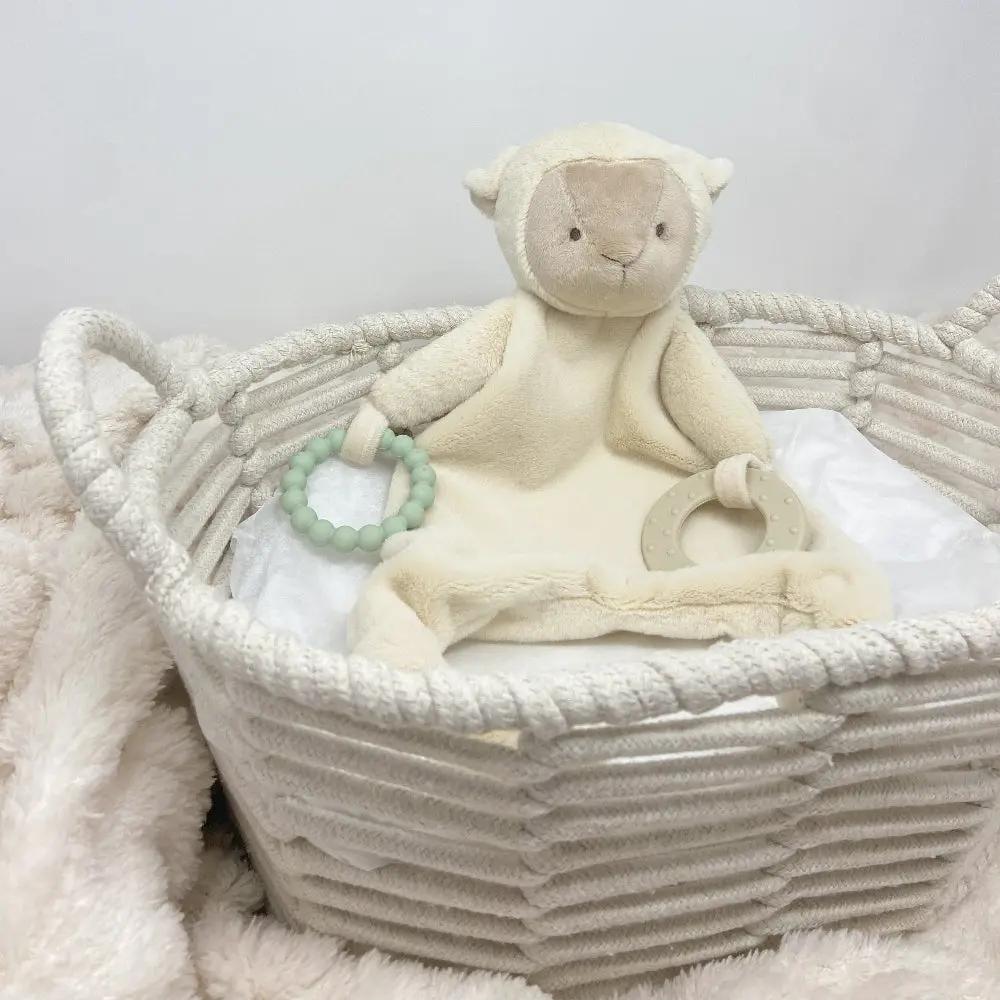 Baby lamb comforter