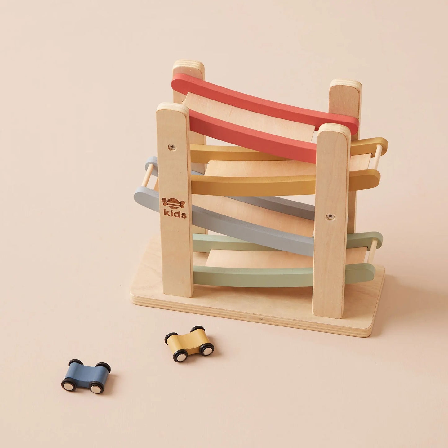 Wooden kids ramp toy with cars